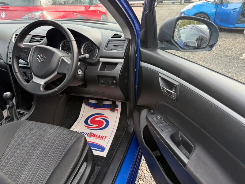SUZUKI SWIFT