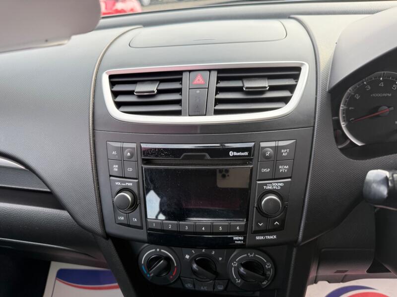 SUZUKI SWIFT