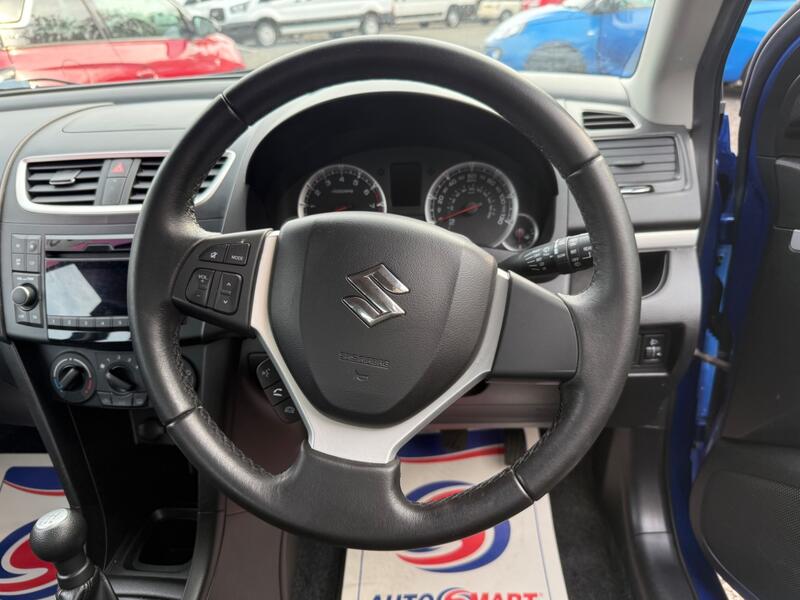SUZUKI SWIFT