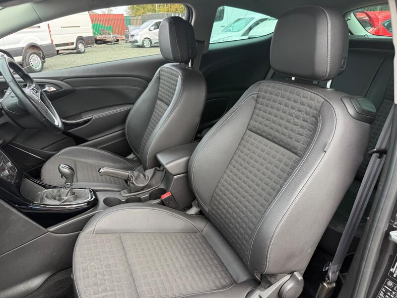 VAUXHALL ASTRA GTC